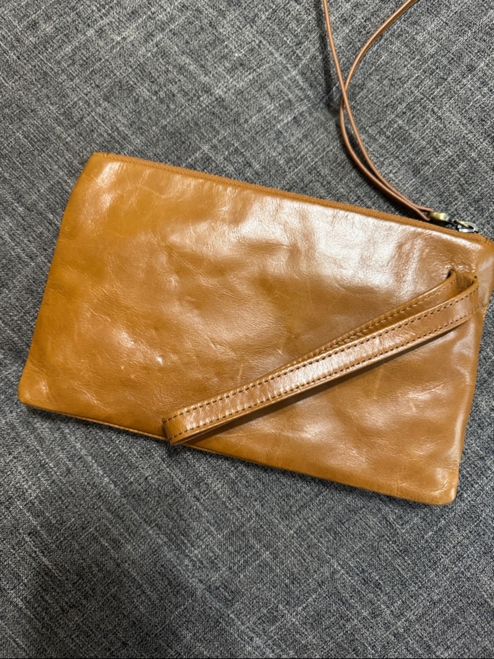 HOBO International Leather Wristlet Clutch Brown Soft Slouchy Zip - Picture 6 of 8